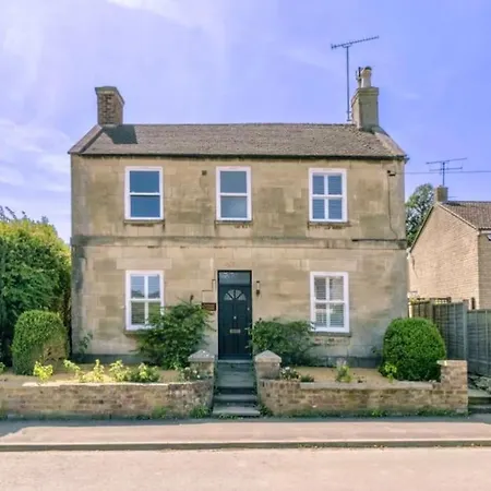 Luxury Cotswolds Cottage With Hot Tub Winchcombe Exterior photo