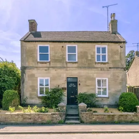 Luxury Cotswolds Cottage With Hot Tub Winchcombe Exterior photo