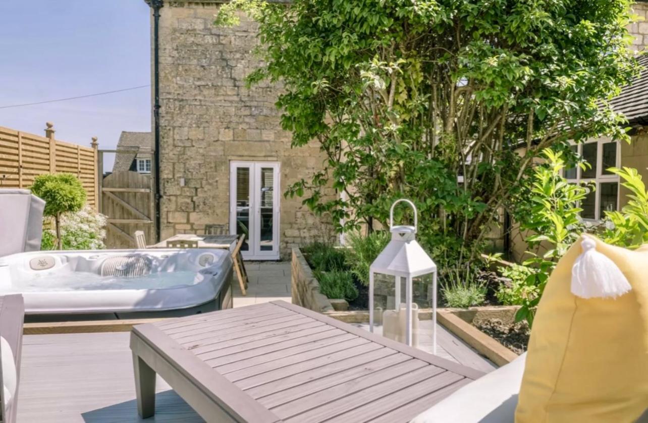 Luxury Cotswolds With Hot Tub *