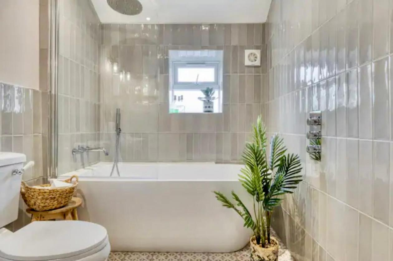 Holiday home Luxury Cotswolds With Hot Tub *